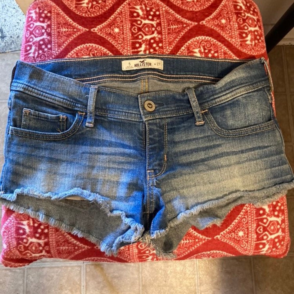 Hollister Jean shorts
